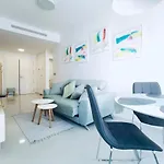 Luxury דירה